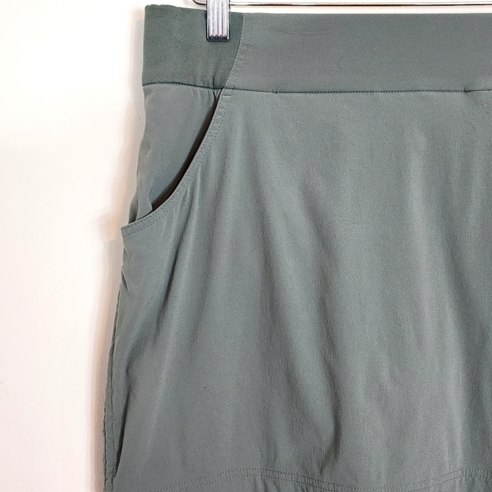 NWOT Columbia Women’s Anytime Athletic Athleisure Hiking Casual Skort SZ Medium - Picture 3 of 8